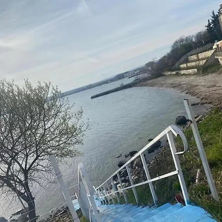 Апартаменты Direkt Am Pool