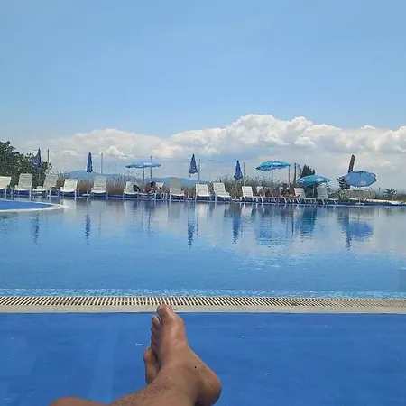 Direkt Am Pool Апартаменты *