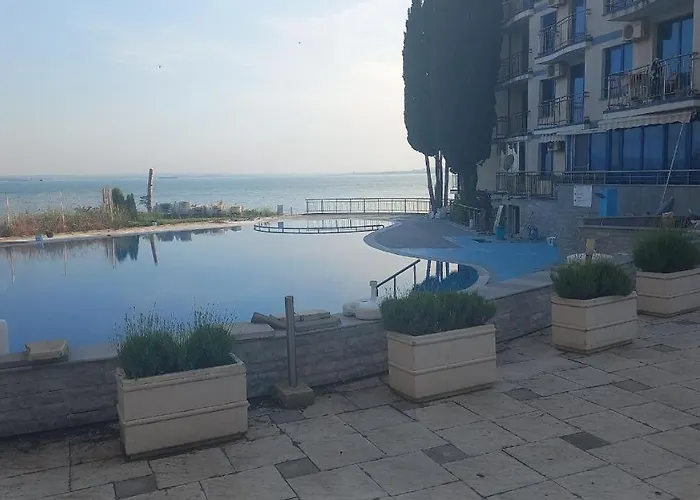 Lejlighed Direkt Am Pool Pomorie