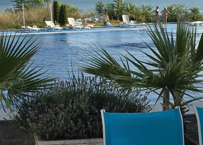 Direkt Am Pool Lejlighed Pomorie